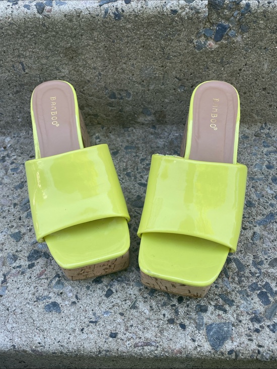 BAMBOO Shoes - BAMBOO Neon Yellow Patent Cork Platform Slide Sandals